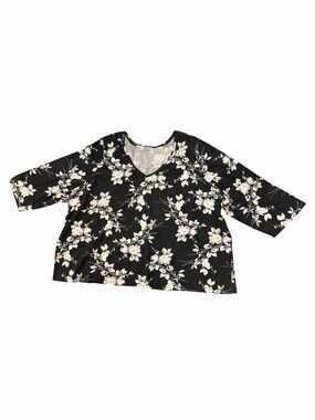 Roaman’s 6X 42/44 Black and Cream Floral V Neckline 3/4 Sleeves Cotton Top